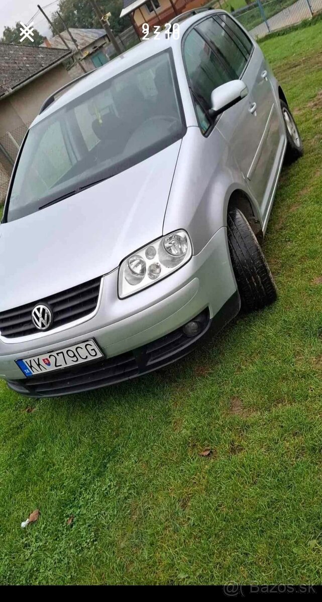 Predam volkswagen touran 1.9 tdi