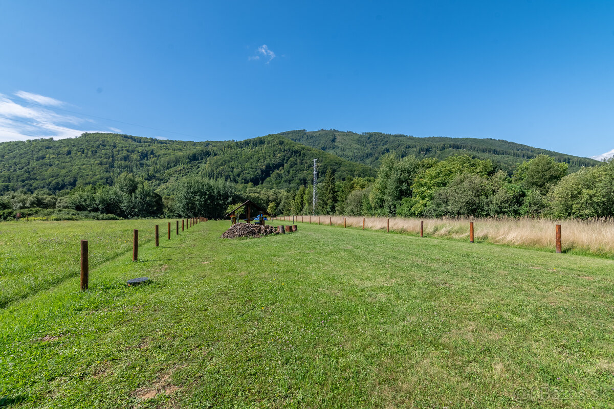 Na predaj stavebný pozemok 4584 m2 - Betliar