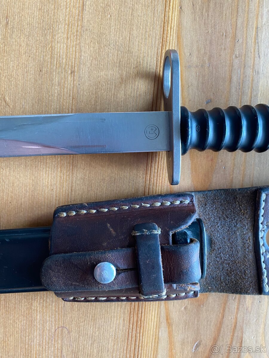 Stgw 57 bodák švajčiarskej armády