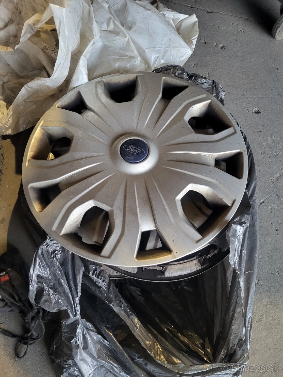 Kolesa ford