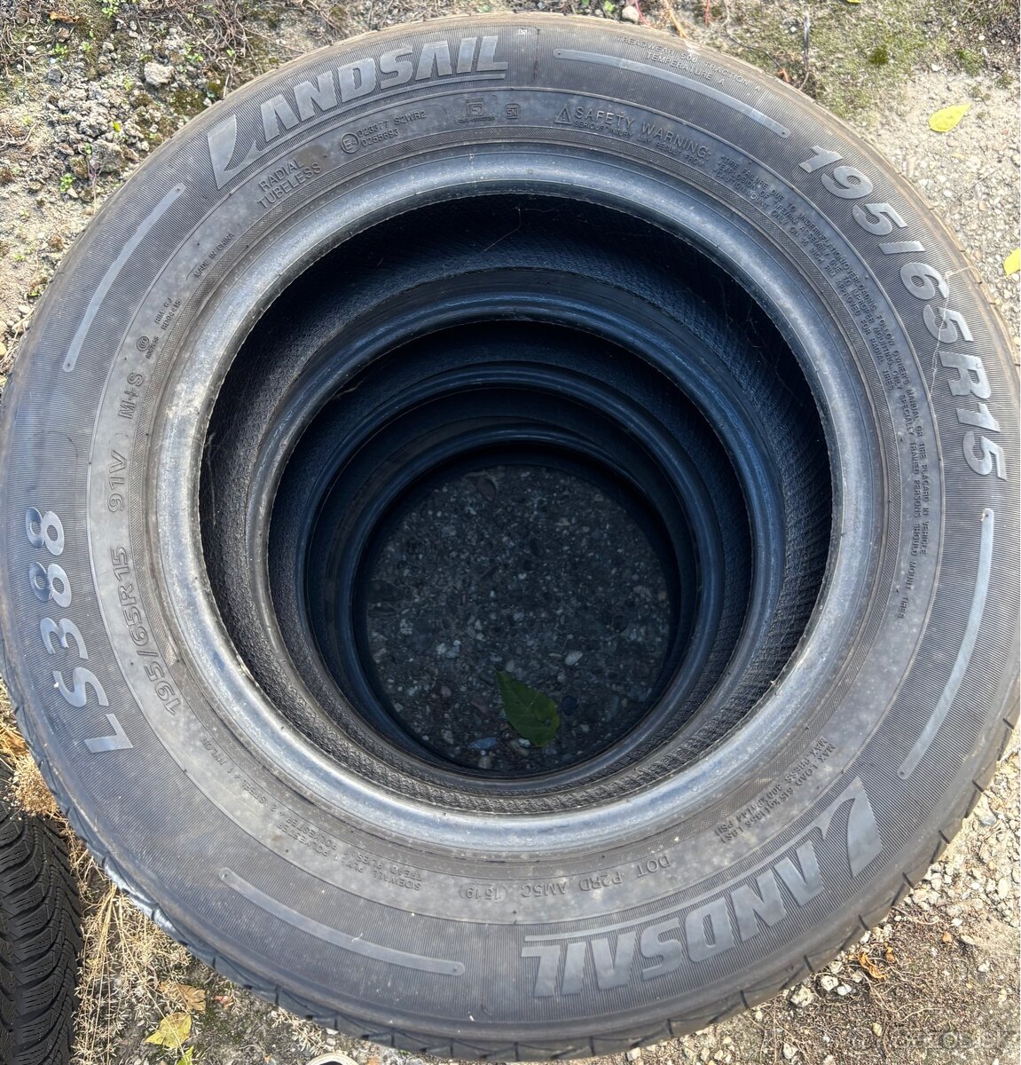 195/65R15 91V Landsail LS388