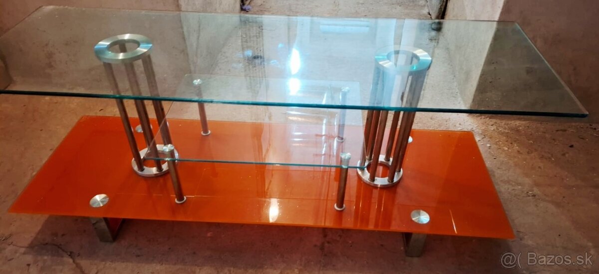 Konferenčný stolík/stolík pod TV