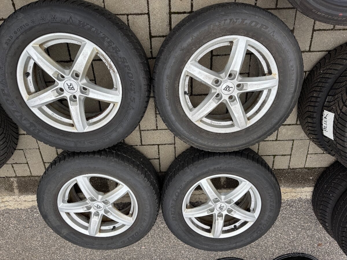 Ford Kuga 235/60R16