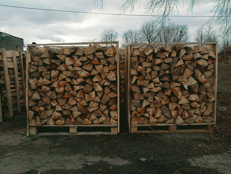 Štiepané palivové drevo