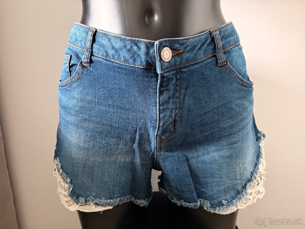 dámske šortky Clockhouse veľ L