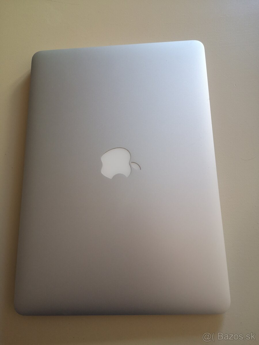 MacBook Air 13 2015 i7 Cena 299€