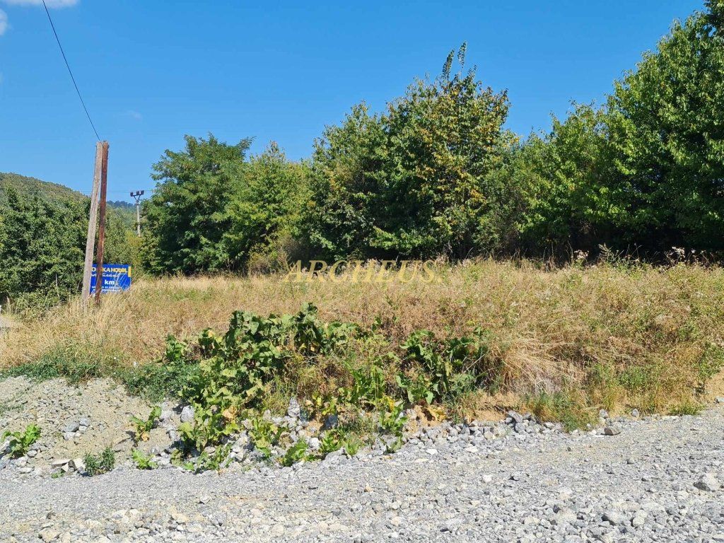 Pozemok na stavbu RODINNÉHO DOMU - Drienica 1223 m2