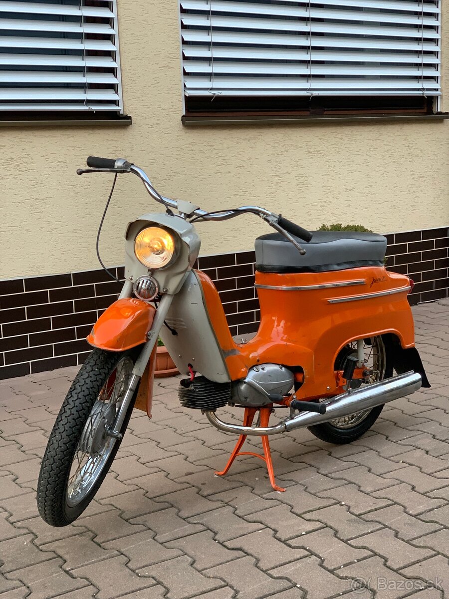 Jawa pionier