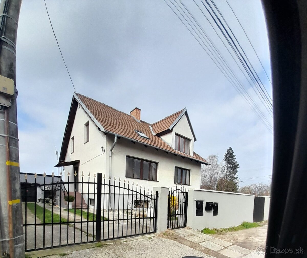 Predám 5i RD ,pozemok 600m2 Plavecký Štvrtok