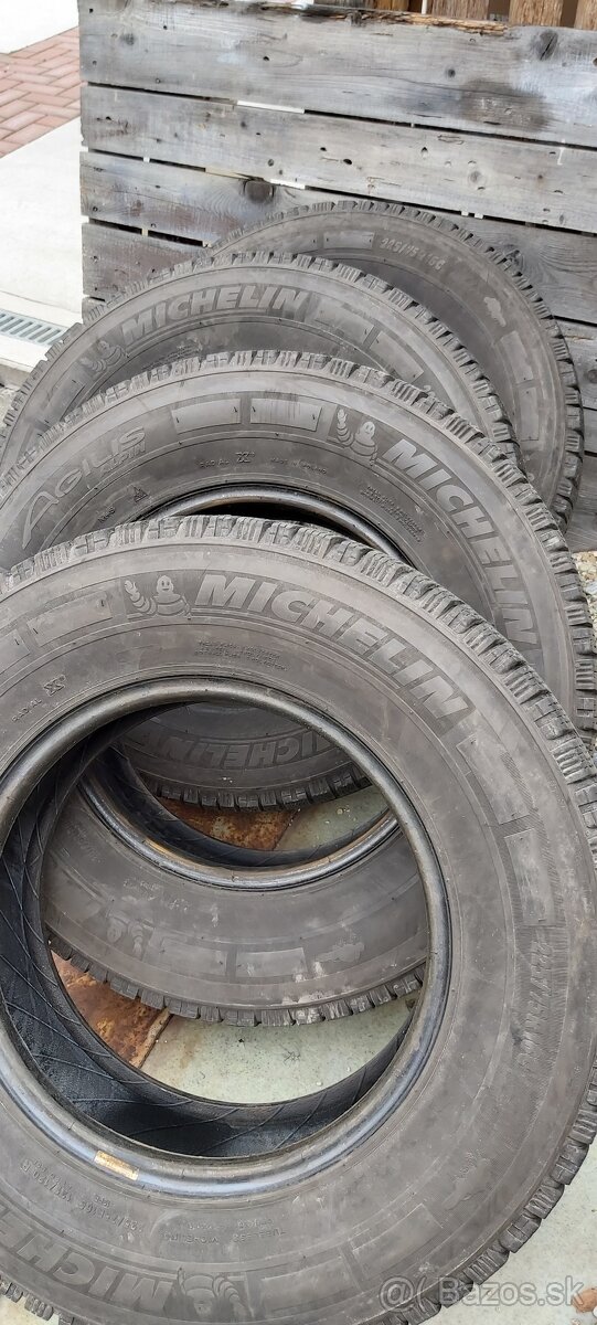 Zimné PNEU 225/75/R16C
