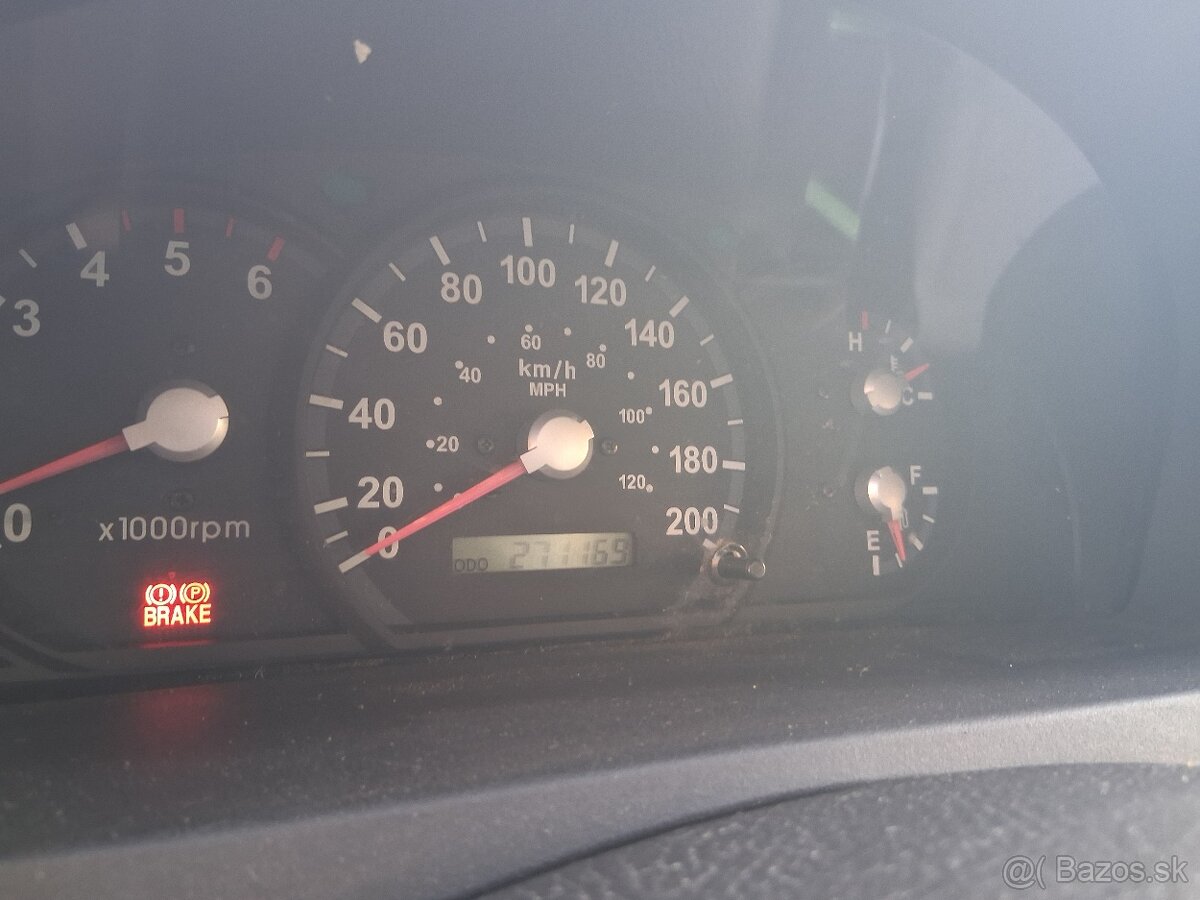 Predám Kia Sorento r.2004