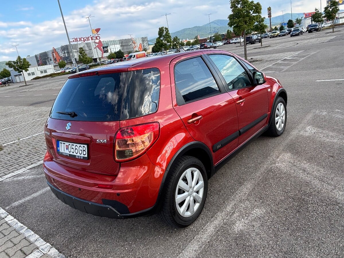 Suzuki SX4