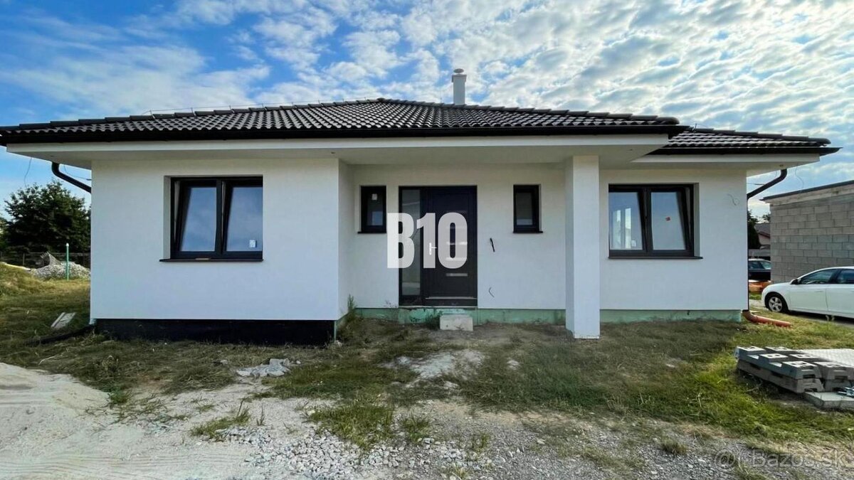 4 izbová novostavba na 661m2 pozemku v obci Zbehy