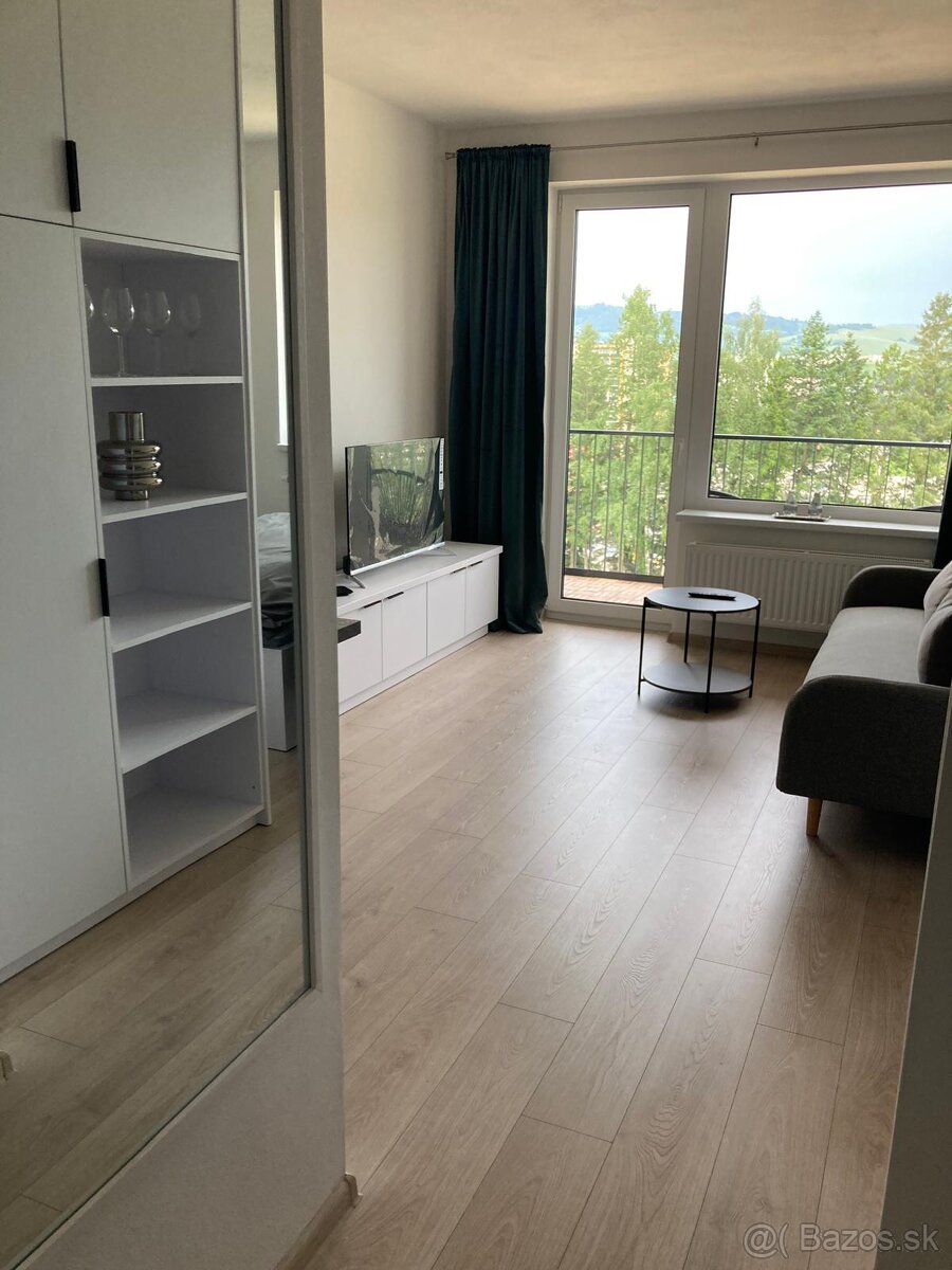 Prenájom- 1 izbový byt v Brezne