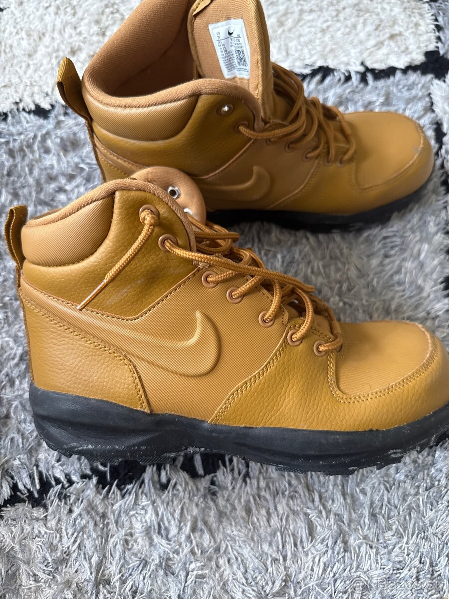 NIKE topánky kontnikove , veľkosť 40
