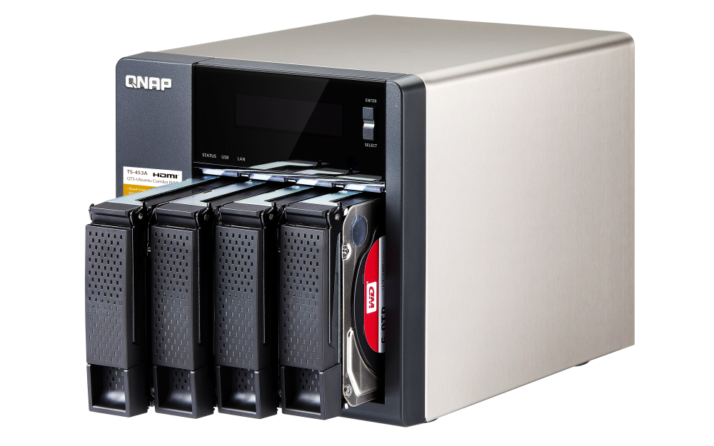 Predám QNAP TS-453A NAS Server (8 GB RAM + 2× WD Red 4 TB)