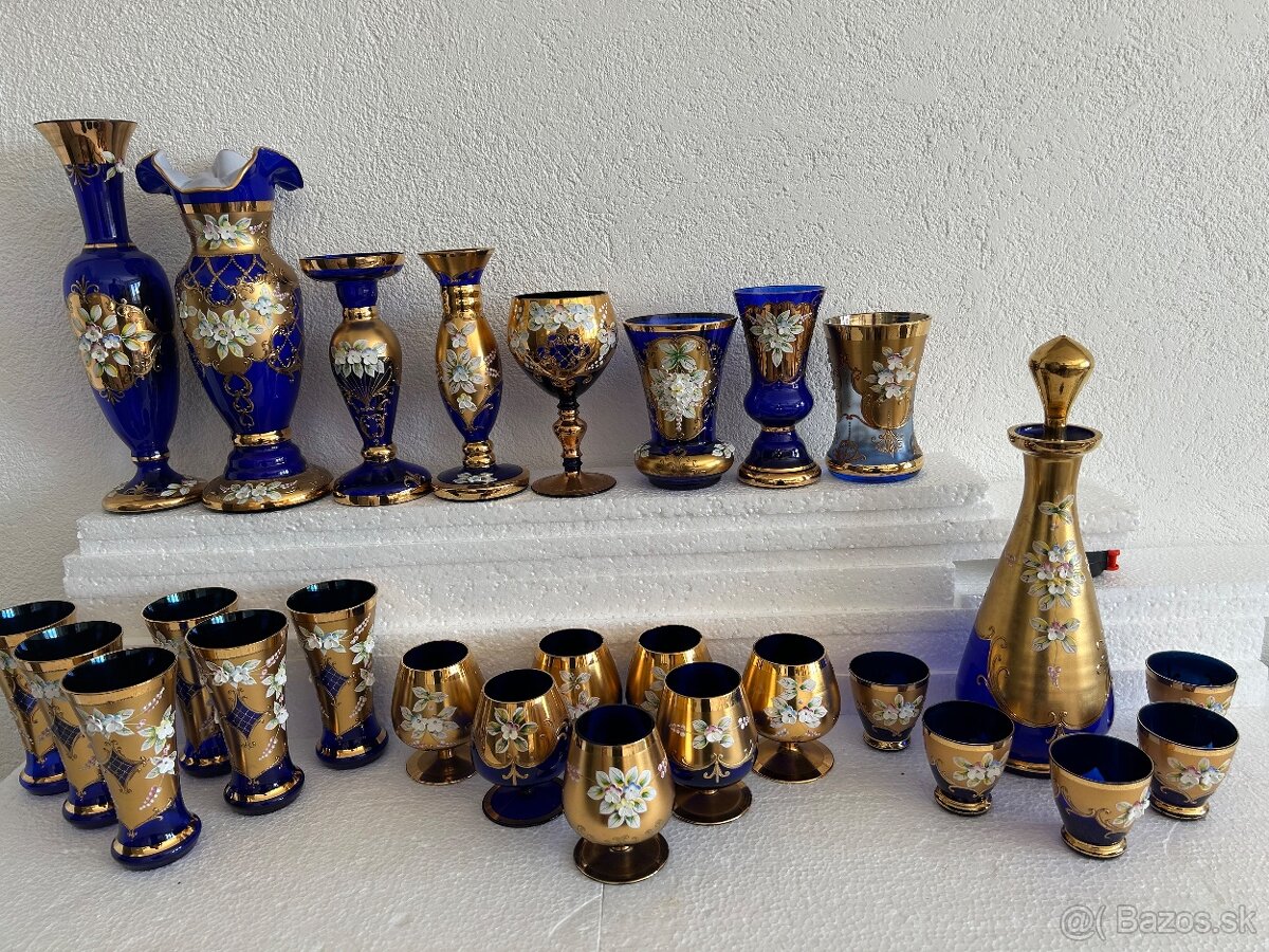 Borske novovorske modre sklo vysoky smalt