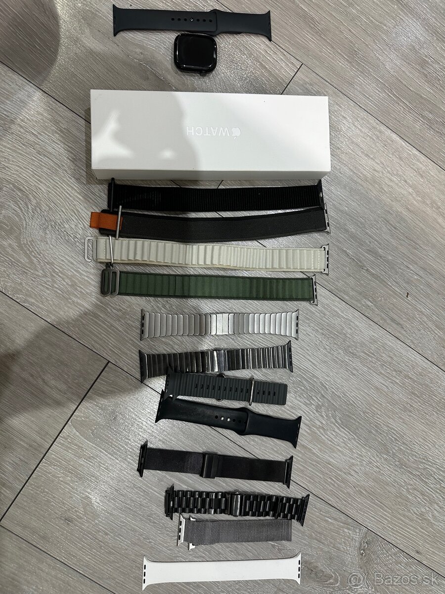 Apple watch 10 46mm jet black + veľa náramkom