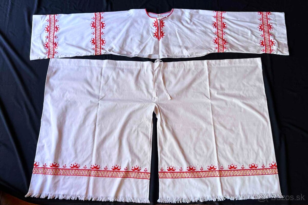 Detviansky HOLOPUPKÁRSKY kroj