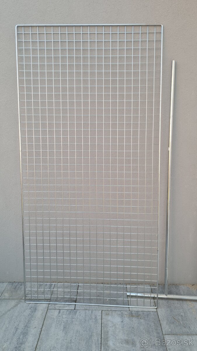 Chrómová sieť v ráme + háčiky