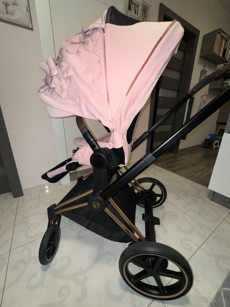 Cybex e-priam Simply  flower pale blush,so zárukou