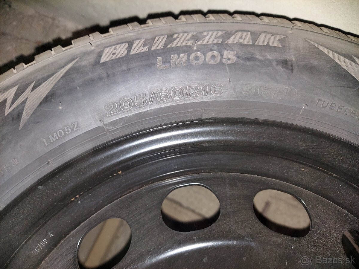 Bridgestone lm005 blizzak 205/60 r16 + original wv plechy