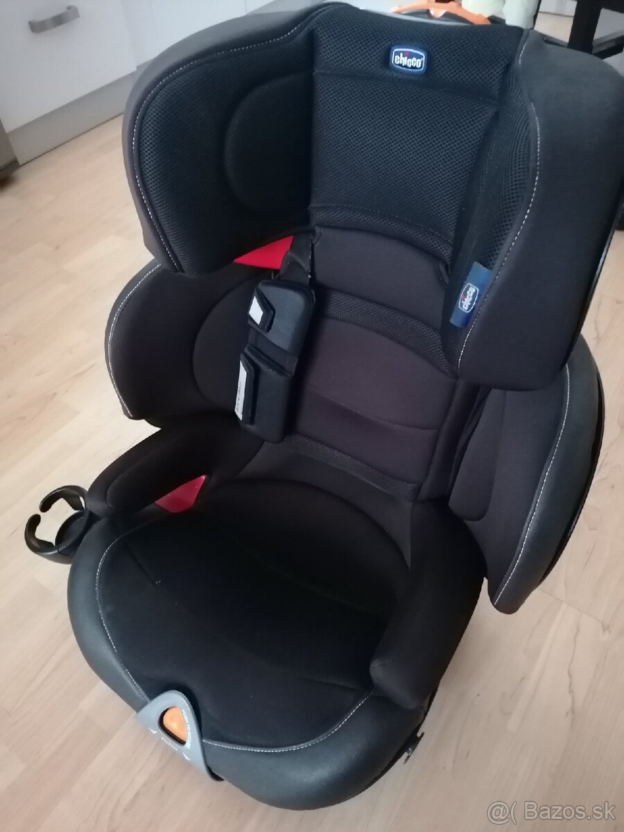 Autosedacka CHICCO Oasys 2-3 FixPlus Evo Jet Black, Isofix