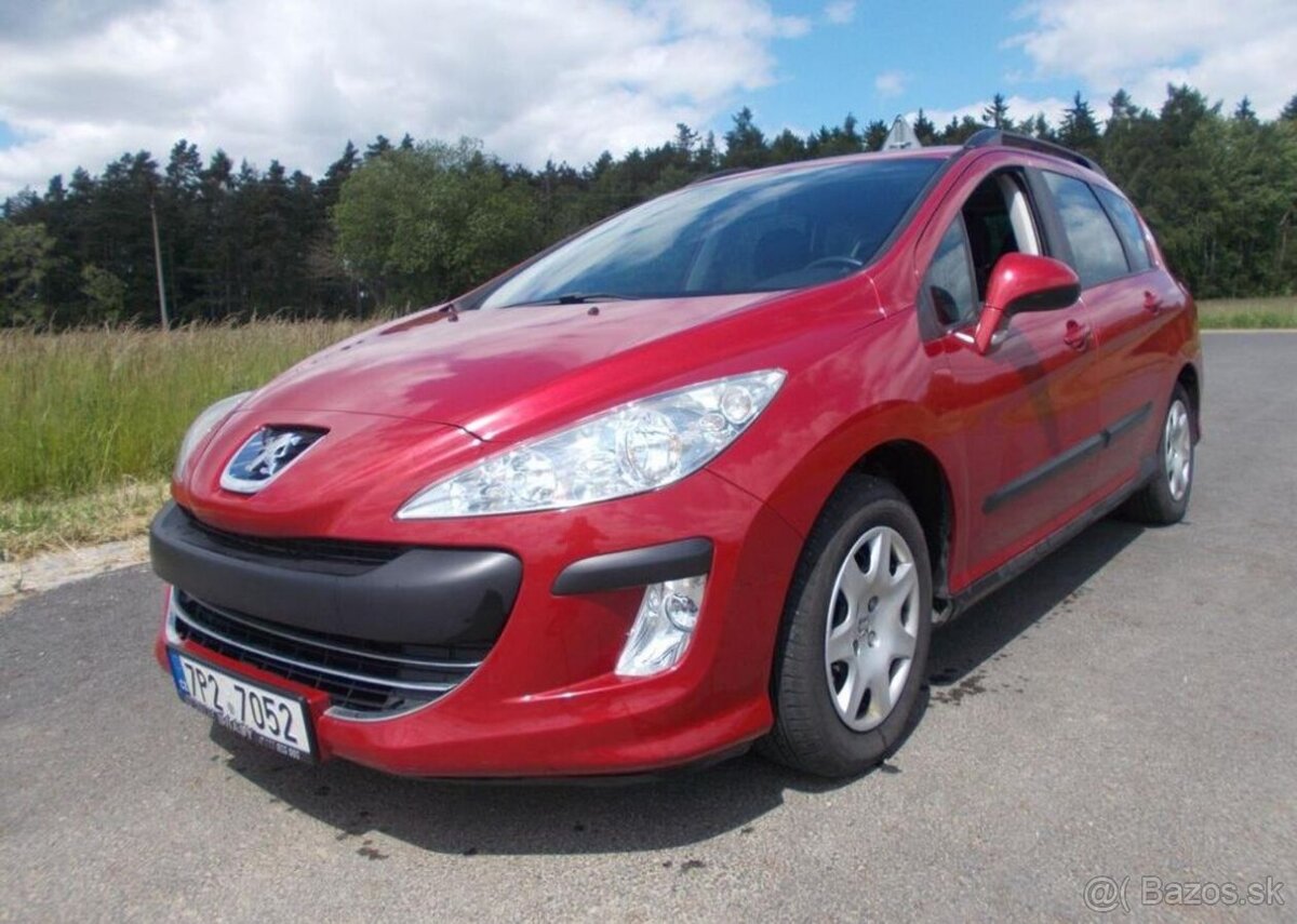 Peugeot 308 1,4 70kw 1 MAJ 91 000KM benzín manuál 70 kw