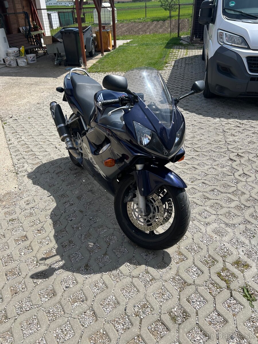 Honda CBR600F-2