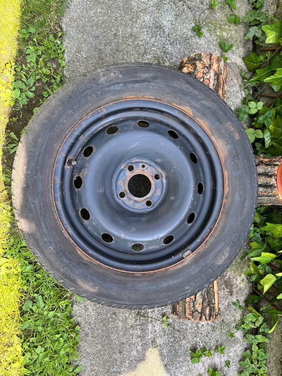 Rezerva 4x100 R15