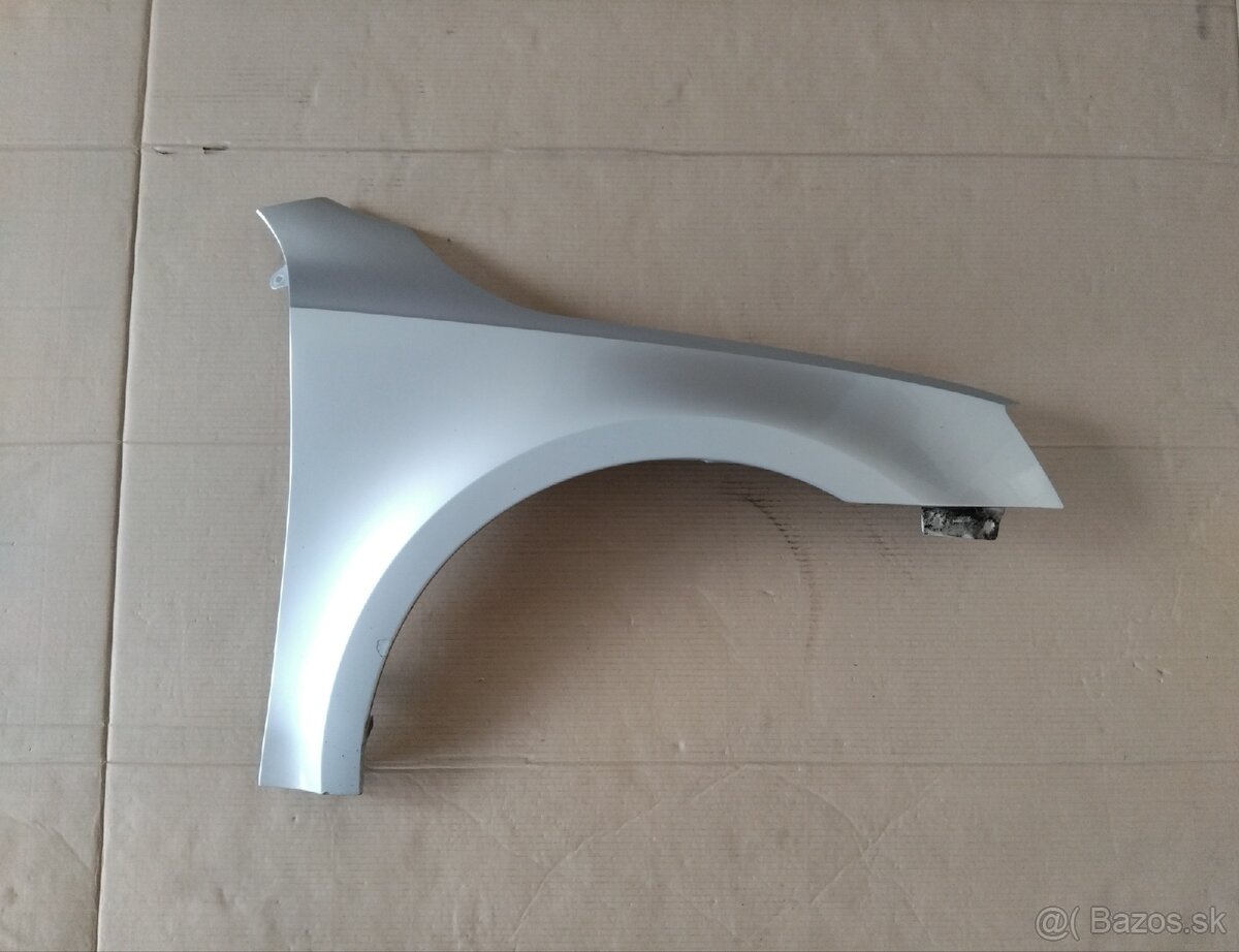 predný blatník Octavia 3 - LA7W 8E8E