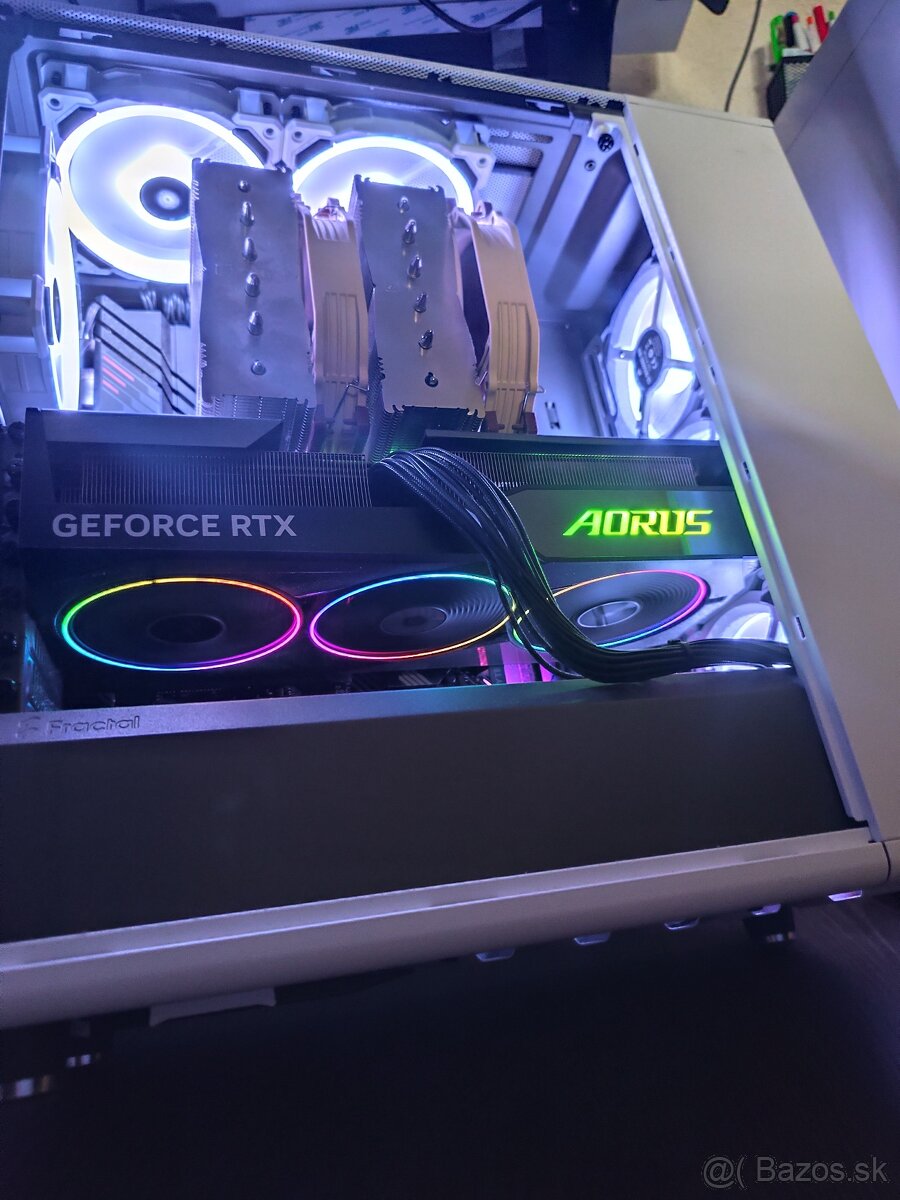RTX 4070 SUPER MASTER 12G