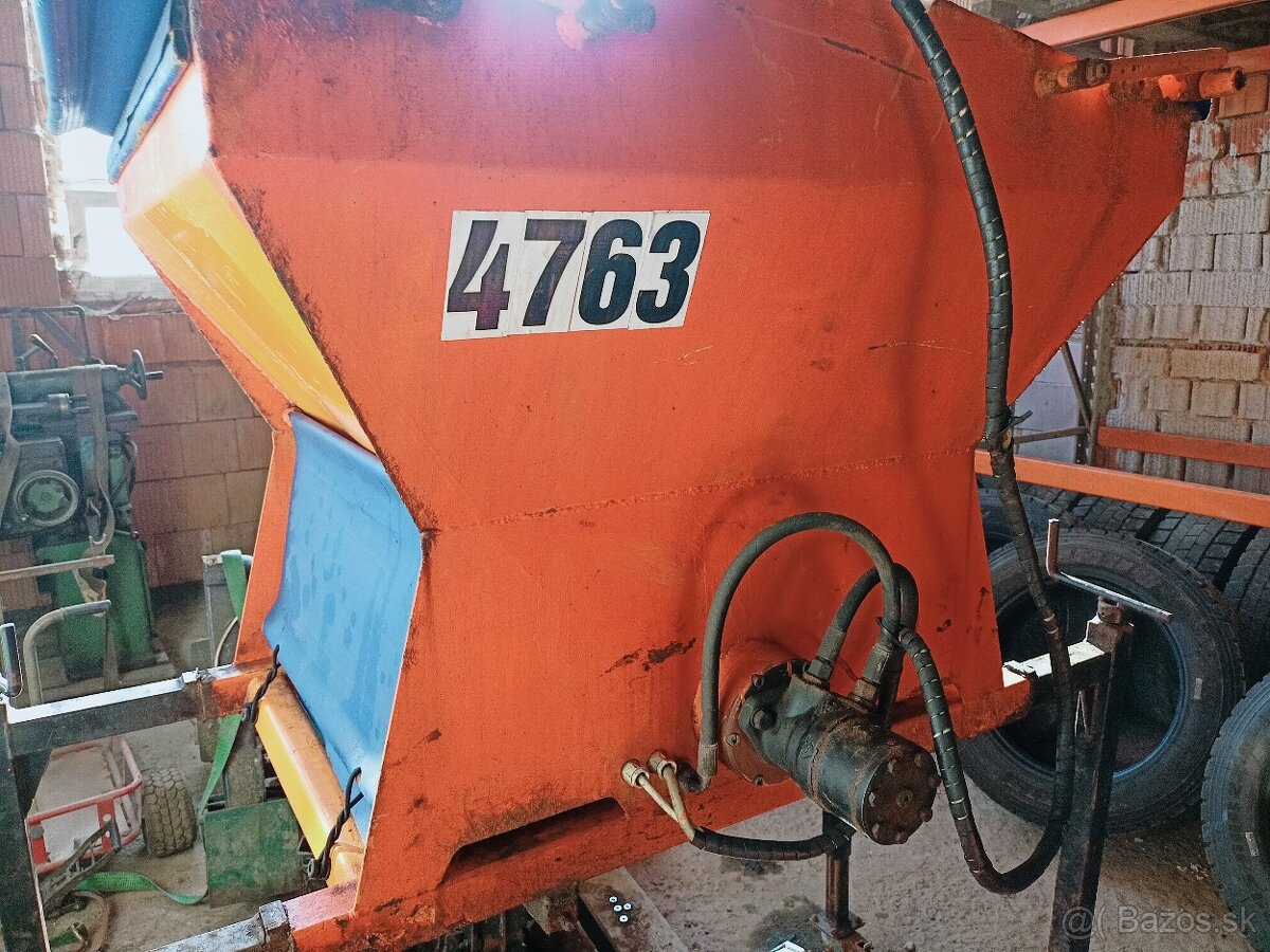 zametacie metly a ina komunalna technika