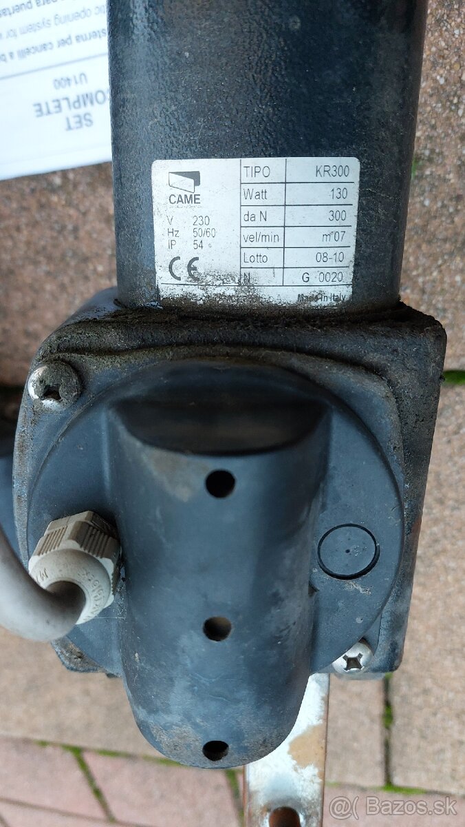 Pohon Came na dvojkrídlovú bránu