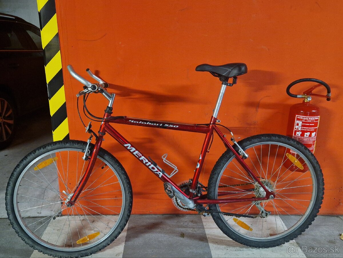 Bajk. 30 eur. Nic mu nie je.