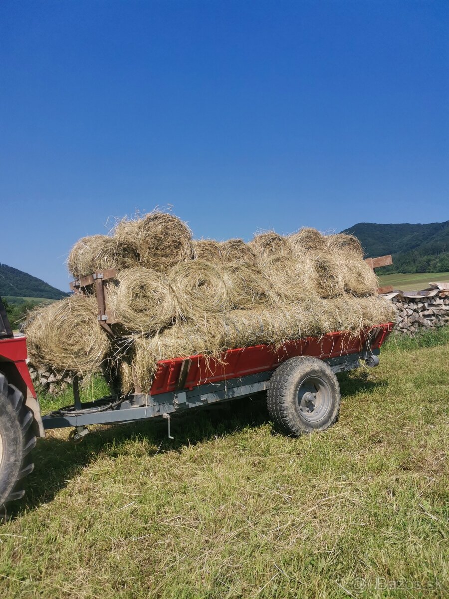 Predam seno male baliky