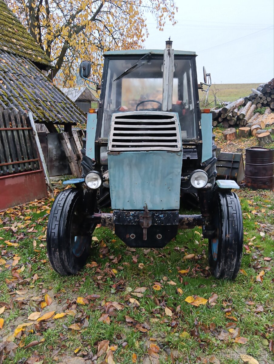 Zetor Crystal 8011 & naradie