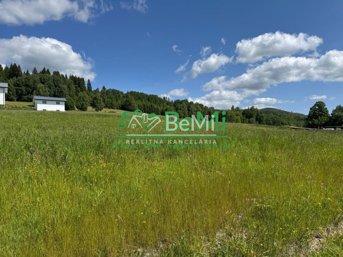 Krásny pozemok pre 2 rodinné domy v Oravskom Veselom