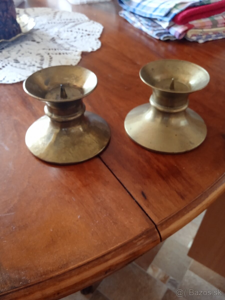 Mosadzné svietniky