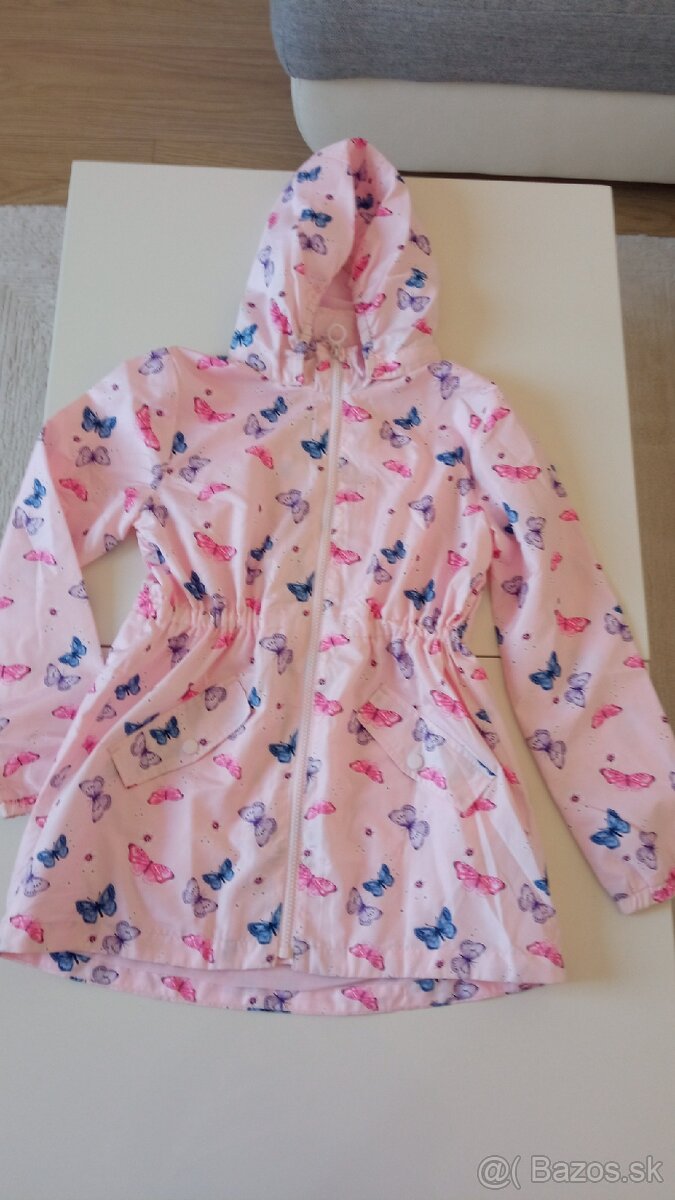 Dievčenský jarný kabátik