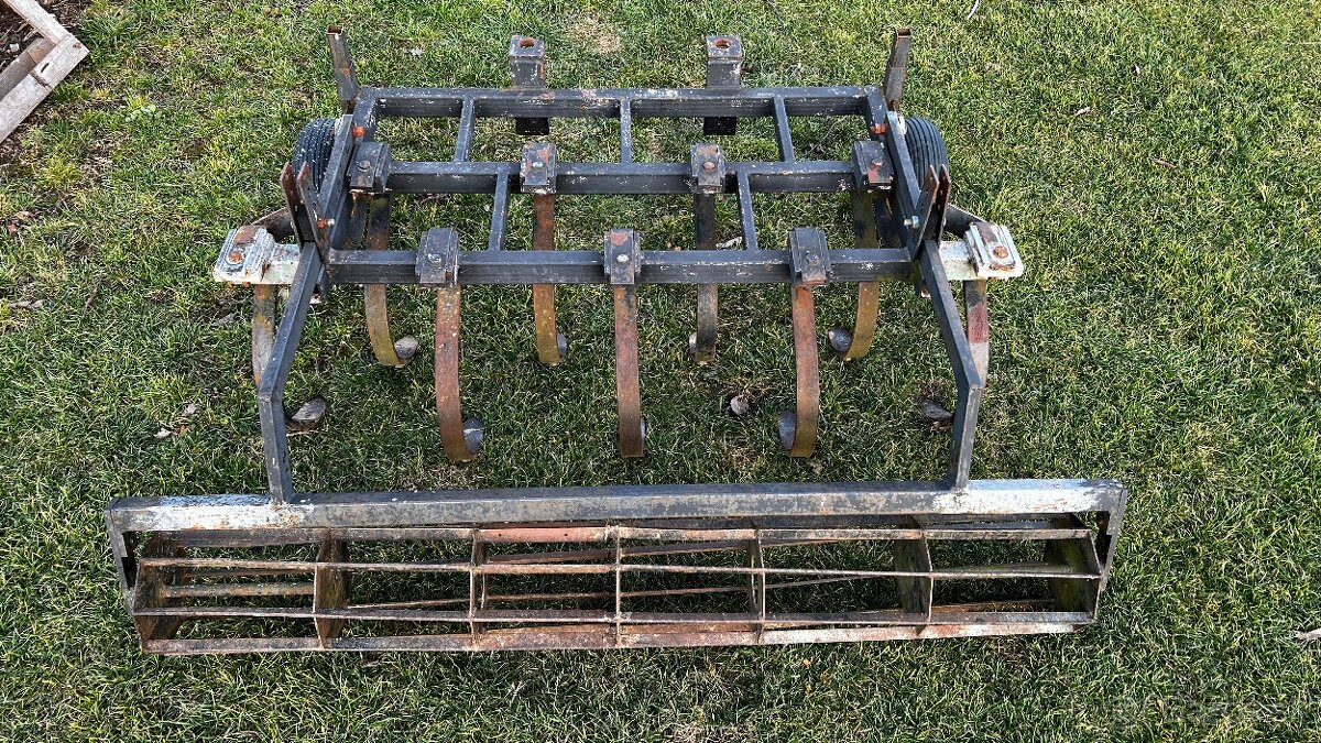 Predám náradie za malotraktor