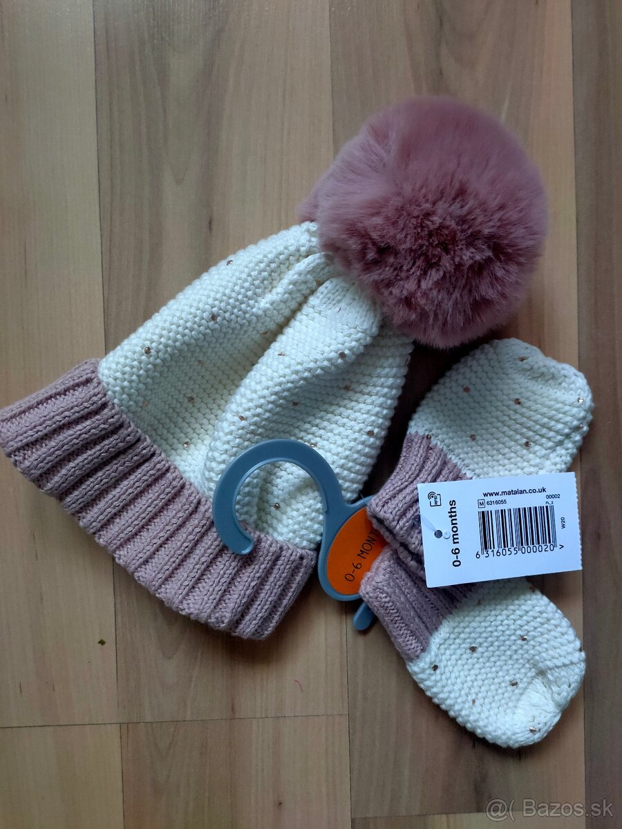 Čiapky,rukavice,mikinky