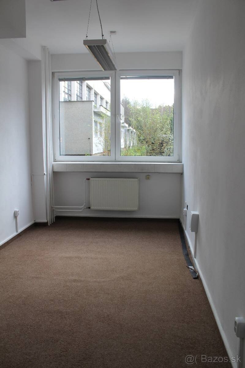 Office for rent with parking in Žilina 12m2-89m2/9€m2.