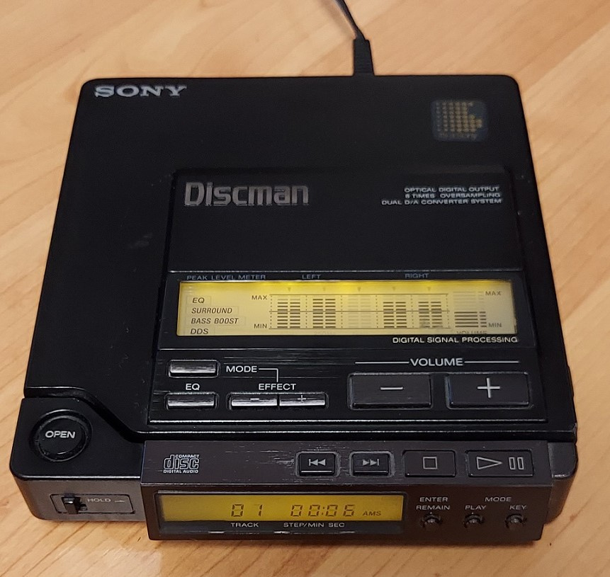 Predám vintage discman Sony D-Z555