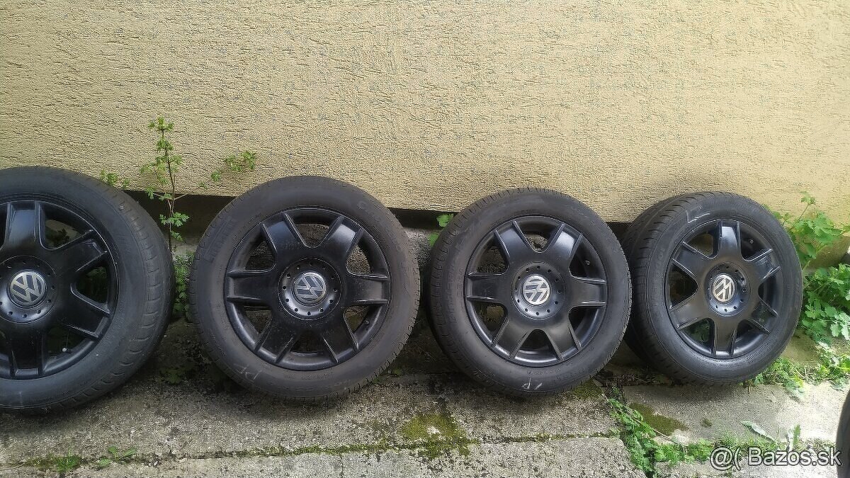 Original disky Volkswagen 5x100 R16 cierne a strieborne