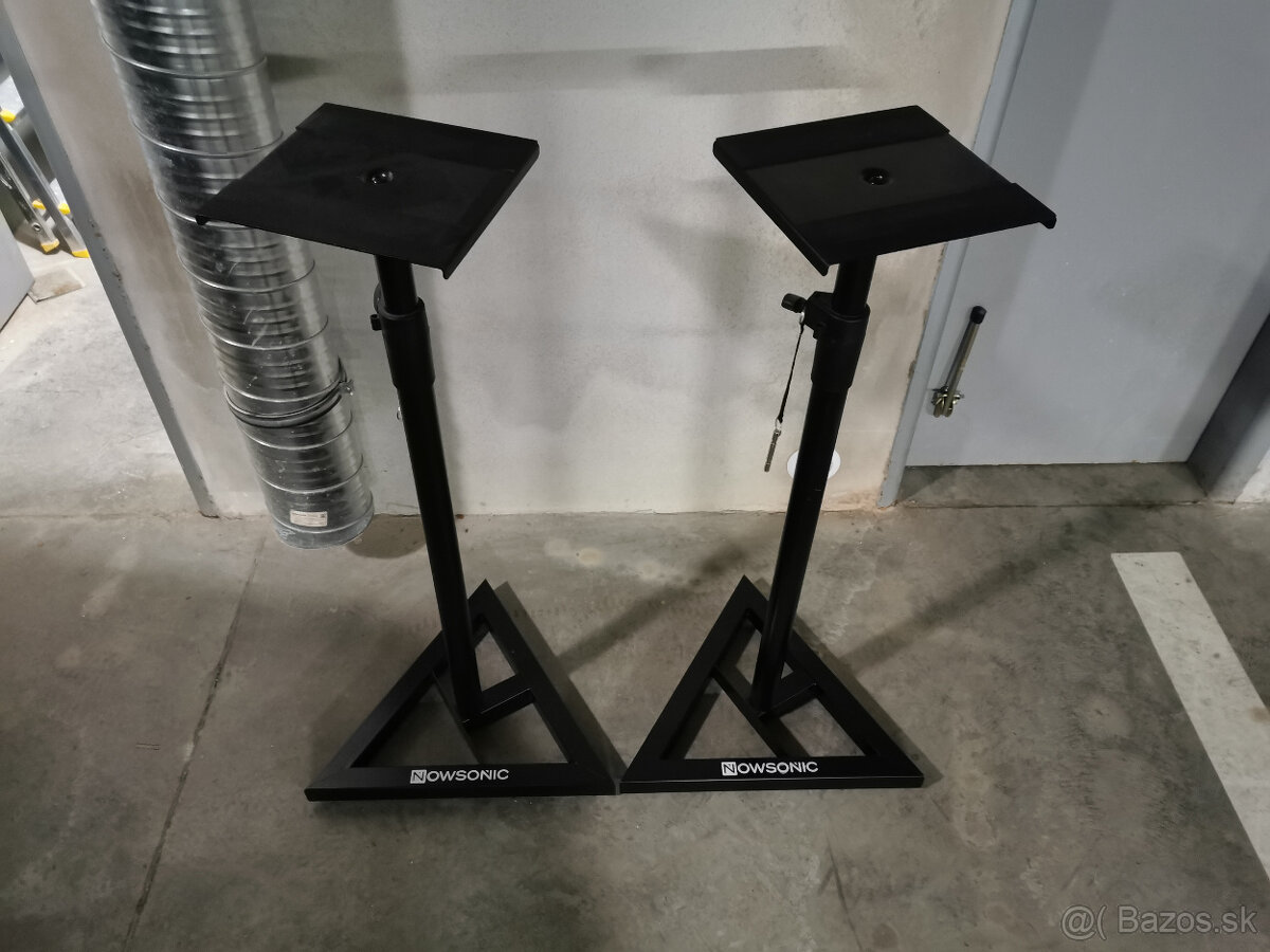 Stojany na monitory / reproduktory