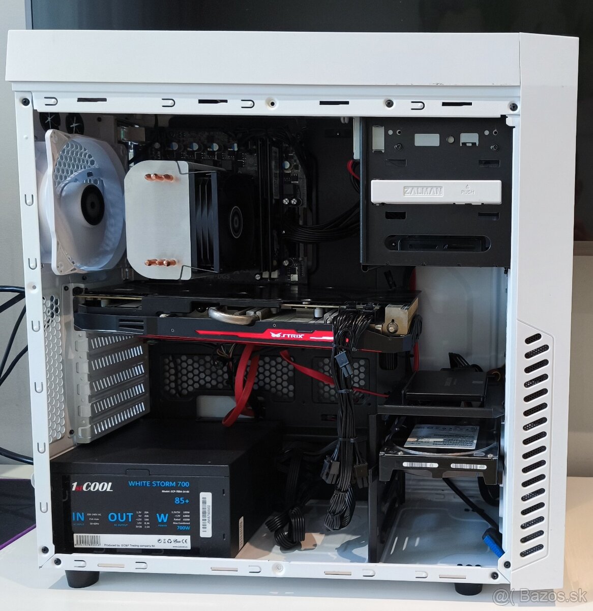 I7 2600, 16gb DDR3, 500gb ssd, R9 390 8gb + monitor