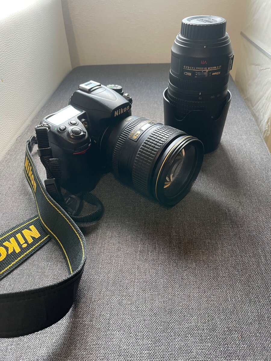 Nikon D7000 + 2x Nikkor objektív