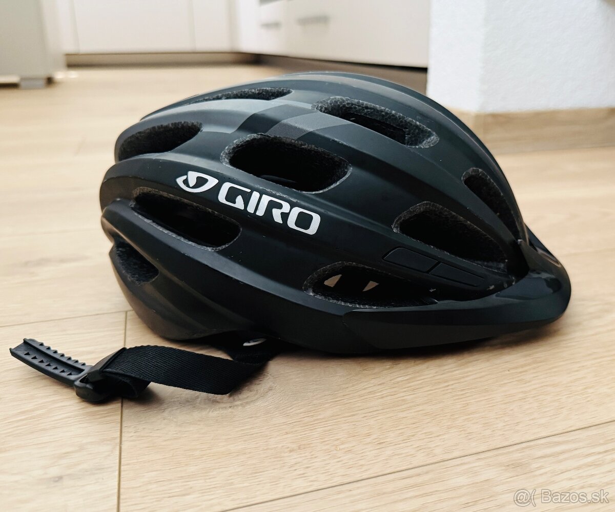 Prilba Giro Register Mips (super stav)