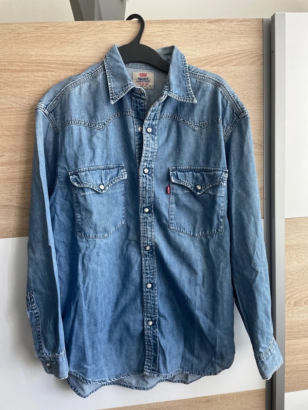 Levi’s rifľová košeľa – veľkosť M (sedí aj na L)